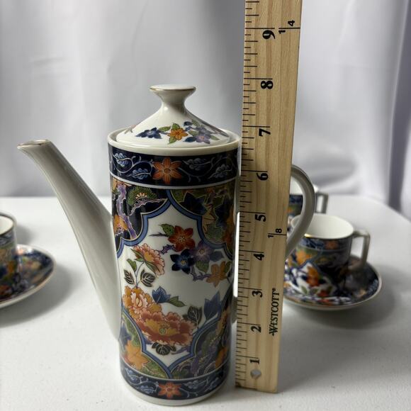 Vintage Fukagawa Imari Porcelain Demitasse Coffee Set for 5 with Floral Pattern